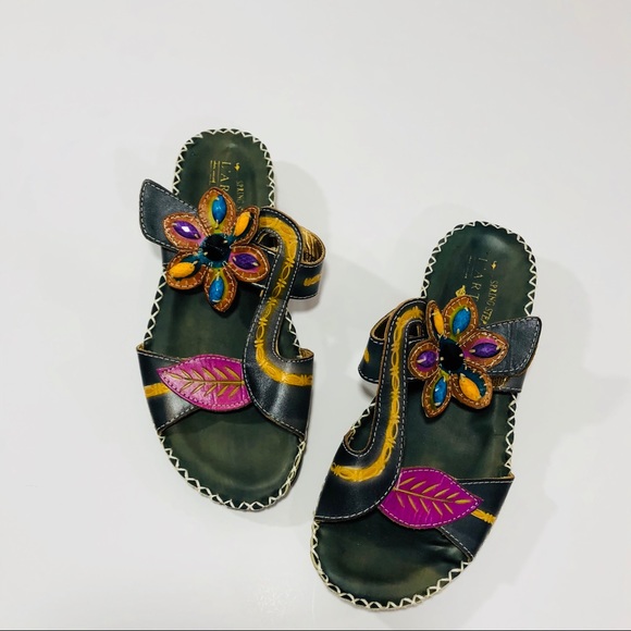 L’Artiste by Spring Step Shoes - L’Artiste by Spring Step Cosima Sandals in Grass